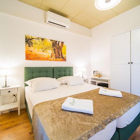 Orgula Hotel Lumbarda Ngoại thất bức ảnh