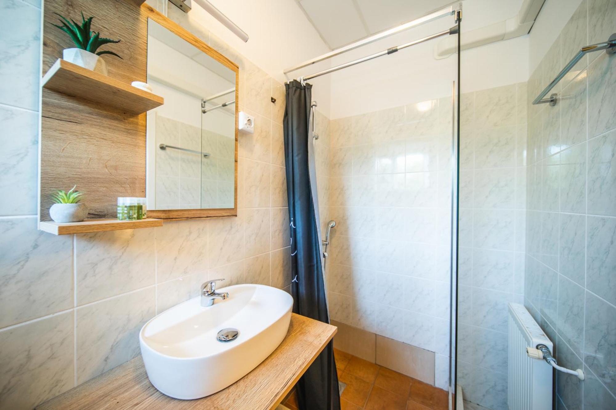 Orgula Hotel Lumbarda Ngoại thất bức ảnh